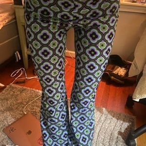Pattern flare pants